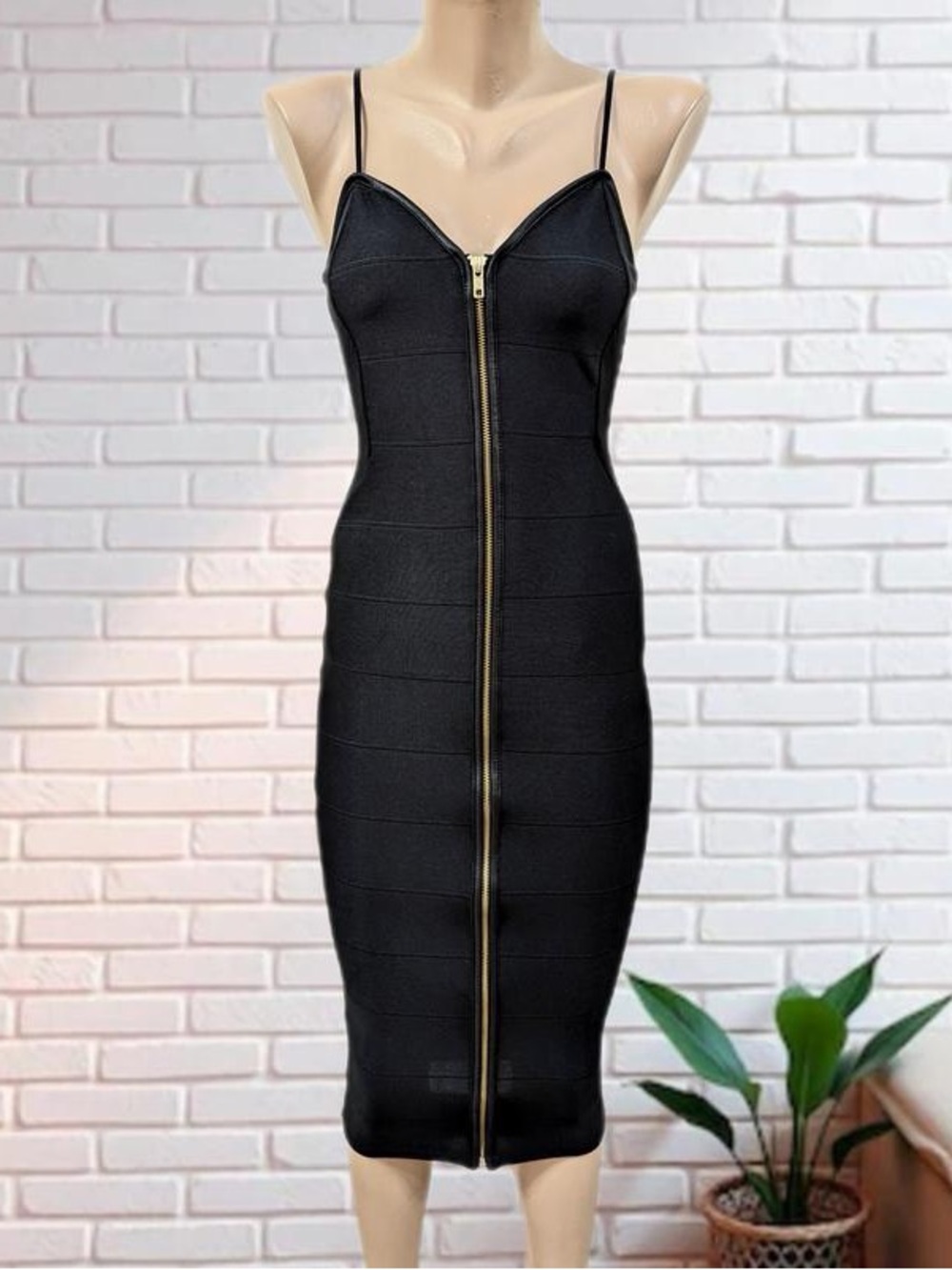 Boohoo Black Midi Bodycon Dress with Gold Zip - Picture 2 of 11